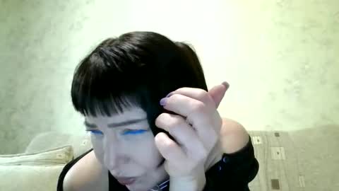 Snapshot of jeanedavis chatting on 04.29.26 JeaneDavis online show from 04.29.26