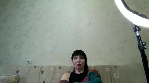 Snapshot of jeanedavis chatting on 05.05.26 JeaneDavis online show from 05.05.26