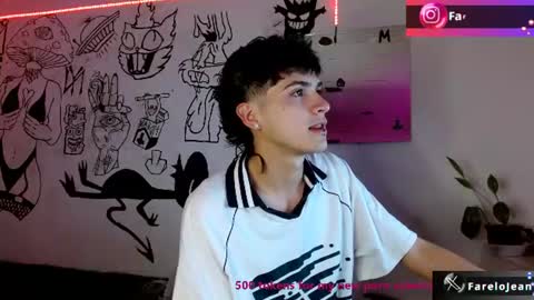 Snapshot of jeanfarelo chatting on 07.12.26 Jean online show from 07.12.26