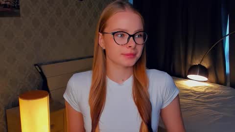 Snapshot of jeanicecoult chatting on 10.15.25 Jenny online show from 10.15.25