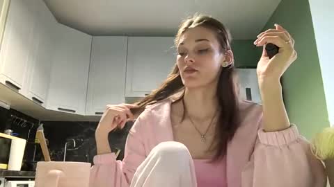 Snapshot of jeannielighter chatting on 04.10.26 Hanna online show from 04.10.26