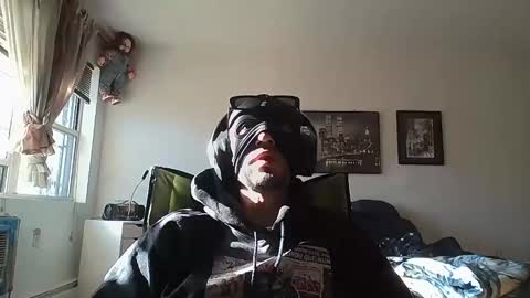 Snapshot of jeanpierbello7 chatting on 12.31.24 jean pier bello Silva online show from 12.31.24