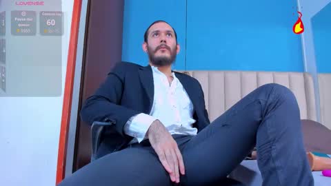 Snapshot of jeanpiere02 chatting on 09.14.25 Jeanpiere online show from 09.14.25