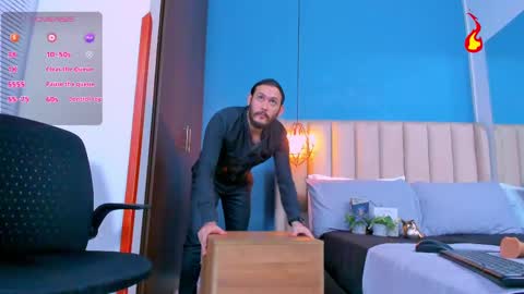 Snapshot of jeanpiere02 chatting on 09.19.25 Jeanpiere online show from 09.19.25