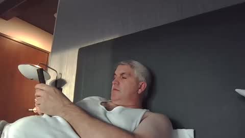 dadbody71 online show from 02.15.25