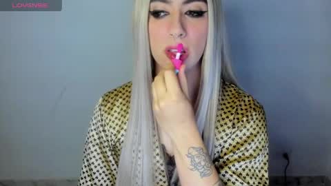  ashley   online show from 04.01.26