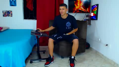 Snapshot of jeffer21_hot chatting on 03.12.26 jeffer21_hot online show from 03.12.26