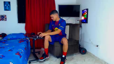 Snapshot of jeffer21_hot chatting on 05.09.26 jeffer21_hot online show from 05.09.26