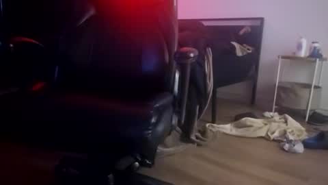 jeffinsoflo306725 online show from 02.28.26