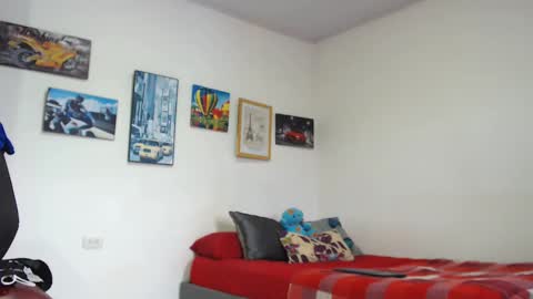 Snapshot of jeffsexybody chatting on 10.31.25 Jeff online show from 10.31.25