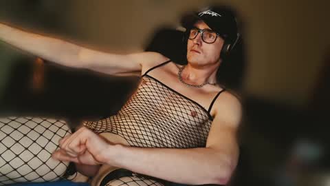 Snapshot of jeffstarckmann chatting on 01.19.25 jeffstarckmann online show from 01.19.25