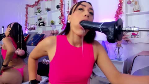 Snapshot of jehnmorris chatting on 12.14.24 Jehn online show from 12.14.24