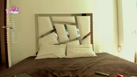 Snapshot of jei_7m chatting on 09.24.25 jei_7m online show from 09.24.25