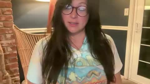 Snapshot of jellybeanin chatting on 04.19.26 Jelli online show from 04.19.26