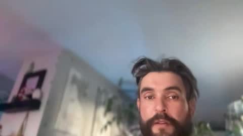 Guy Jones online show from 12.04.25