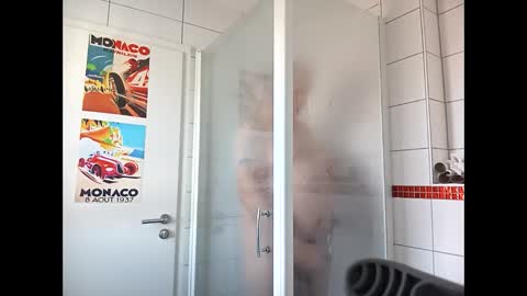 Snapshot of jemini0 chatting on 11.05.25 jemini0 online show from 11.05.25