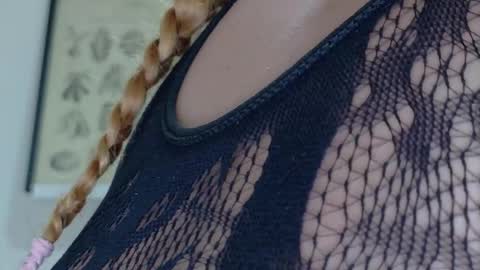 Snapshot of jenacooper__ chatting on 03.01.26 Jena online show from 03.01.26