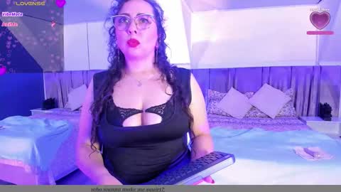 jenifer_cruz online show from 03.10.26