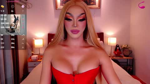 Queen Jenifer online show from 02.14.25