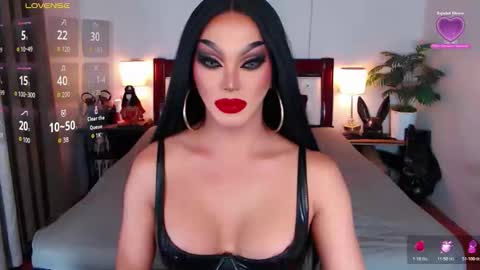 Queen Jenifer online show from 03.22.26