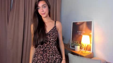 Elli online show from 09.21.25