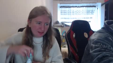 JenisAndPeter online show from 03.05.26