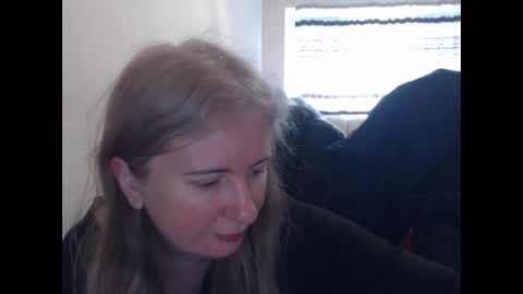 JenisAndPeter online show from 04.04.26