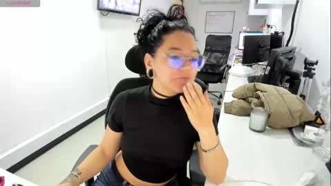 jenn online show from 11.01.25