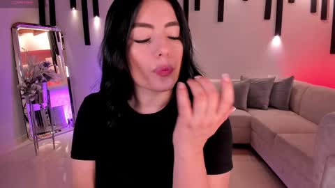 Jenna Olson  online show from 09.17.25