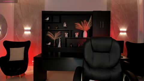 Jenna Olson  online show from 09.28.25