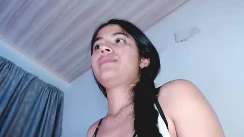 jenner_lena online show from 04.08.26