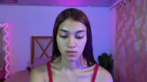 Snapshot of jenner_tay chatting on 01.25.25 jenner online show from 01.25.25