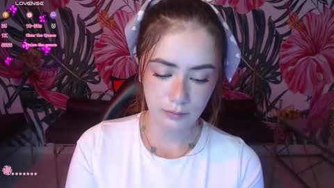 Snapshot of jenni_arango chatting on 05.21.26 Jenny online show from 05.21.26