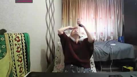 Snapshot of jennideep chatting on 12.15.25 JenniDeep online show from 12.15.25