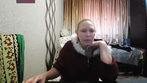 Snapshot of jennideep chatting on 12.20.25 JenniDeep online show from 12.20.25