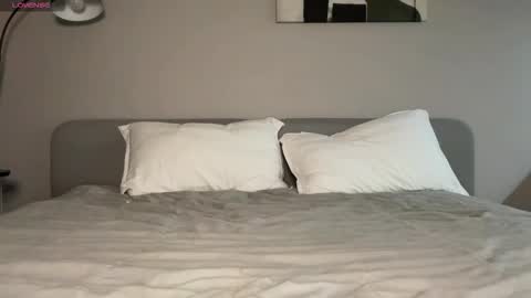 Snapshot of jennie_yung chatting on 03.28.26 jennie_yung online show from 03.28.26