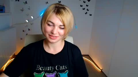 Snapshot of jennifer_cuttie chatting on 08.06.26 Jennifer online show from 08.06.26