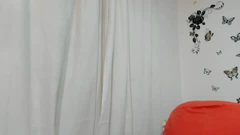 Snapshot of jenniferloveyou chatting on 01.31.25 jenniferloveyou online show from 01.31.25