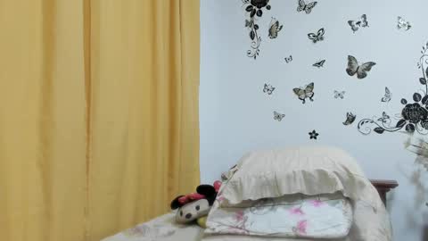 Snapshot of jenniferloveyou chatting on 11.08.25 jenniferloveyou online show from 11.08.25