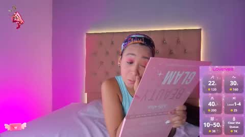 Snapshot of jenny__lawrence chatting on 02.14.26 jenny__lawrence online show from 02.14.26