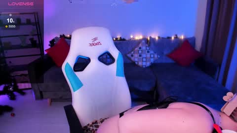 Jenny online show from 01.08.25