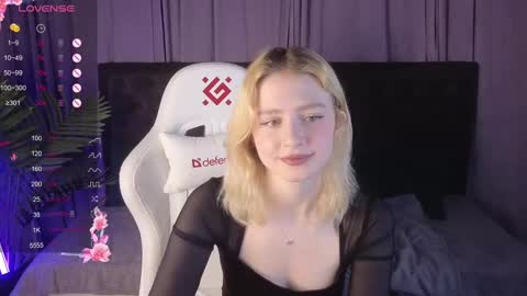 jenny_bunny_ online show from 03.08.25