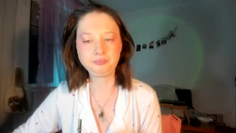 Jennifer Jenny Darling   online show from 04.19.26
