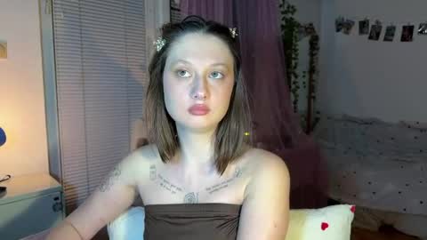 Jennifer Jenny Darling   online show from 05.19.26
