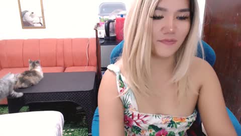 Snapshot of jenny_fromphil chatting on 01.03.25 Jenny online show from 01.03.25