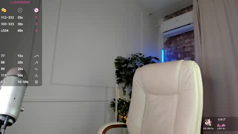 jenny_harringtons online show from 03.31.26