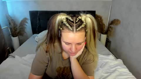 Snapshot of jenny_jimmy chatting on 02.20.26 Jenny online show from 02.20.26