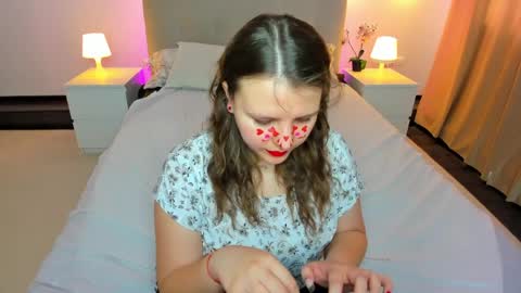 Snapshot of jenny_jimmy chatting on 04.01.26 Jenny online show from 04.01.26