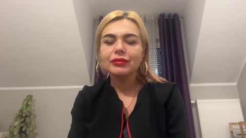 Snapshot of jenny_play1 chatting on 01.03.25 Jenny online show from 01.03.25