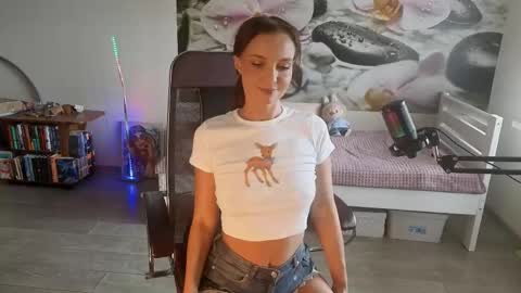 Snapshot of jennycutey chatting on 05.03.26 jennycutey online show from 05.03.26